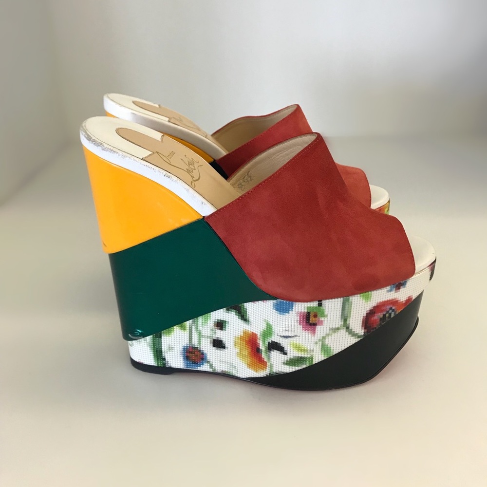 Christian Louboutin wedge sandal platform in 35.5